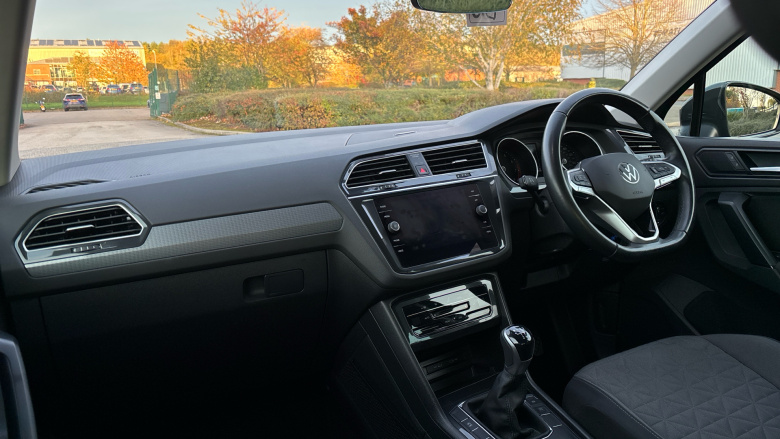 Volkswagen Tiguan 1.5 TSI Life 5dr Petrol Estate